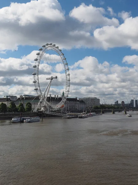 Londra 'daki Londra Gözü — Stok fotoğraf