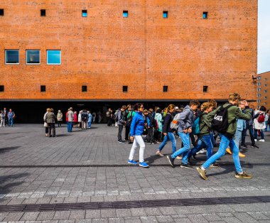 Elbphilharmonie konser salonu Hamburg HDR