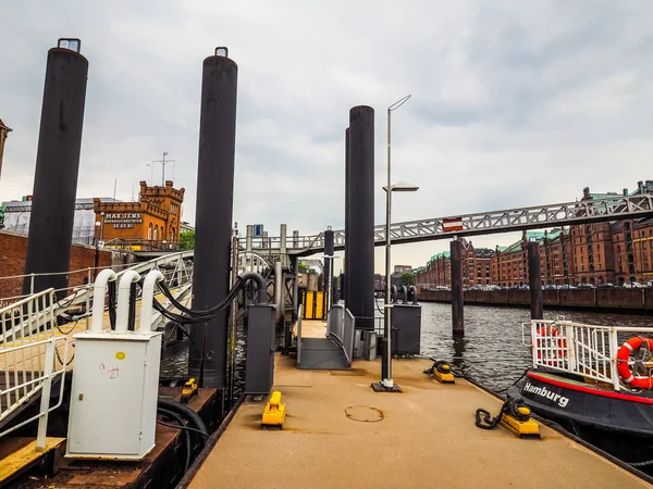 HafenCity in Hamburg hdr