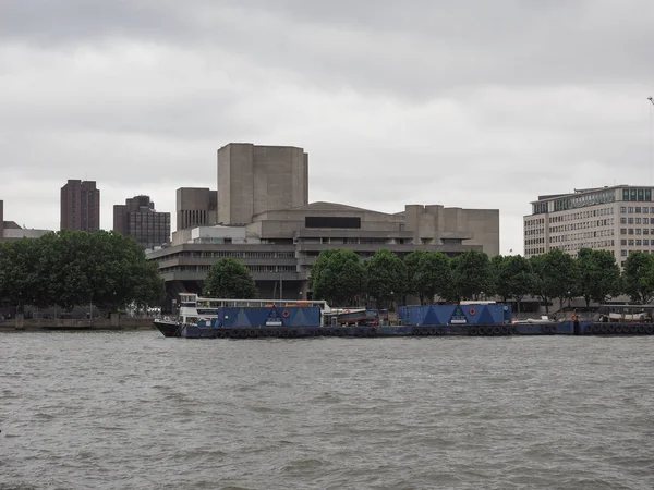 Londra'nın Ulusal Tiyatro