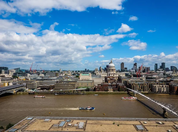 Londra şehir manzarası (hdr)
