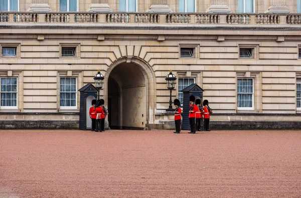 Buckingham Palace in London (hdr) — Stock Photo, Image