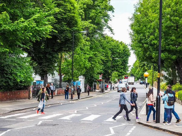 Abbey road crossing in london (hdr)) — Stockfoto