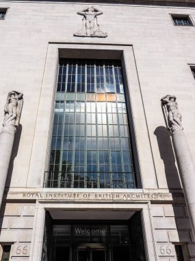 Kraliyet Enstitüsü, İngiliz mimar (hdr Londra'da)