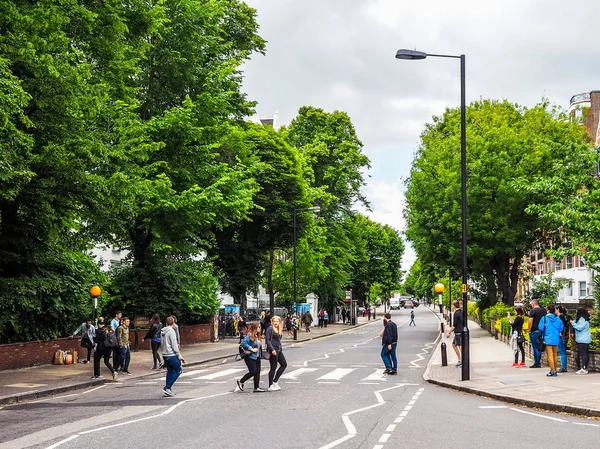Abbey ถนนข้ามในลอนดอน (HDR ) — ภาพถ่ายสต็อก