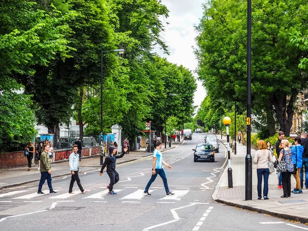 Przekraczania Abbey Road w Londynie (Hdr) — Zdjęcie stockowe