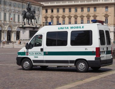 Torino'da Metropolitan Polis mobil birimi