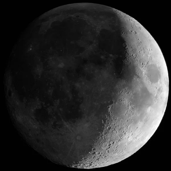 Luna creciente encerada vista con telescopio — Foto de Stock