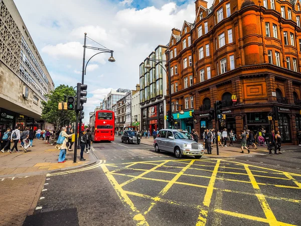 Personas en Oxford Street en Londres (hdr ) — Foto de Stock