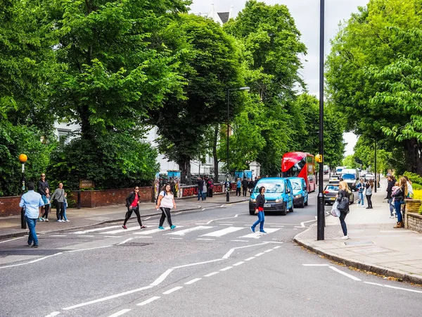 Abbey road crossing in london (hdr)) — Stockfoto