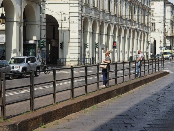 Autobusová zastávka v Turíně — Stock fotografie