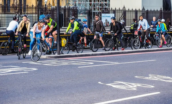 Bisikletçiler Londra (hdr)