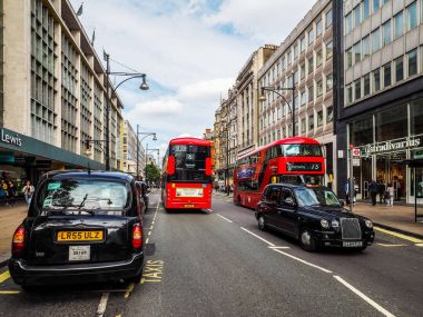Oxford Street Londra (hdr insanlarda)