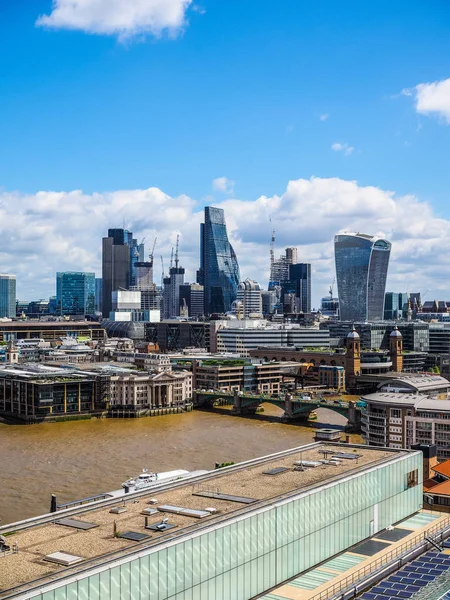 (Hdr Londra'da Thames Nehri)