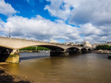 (Hdr Londra'da Thames Nehri)