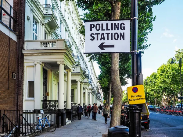 Posto de votação em Londres (hdr ) — Fotografia de Stock