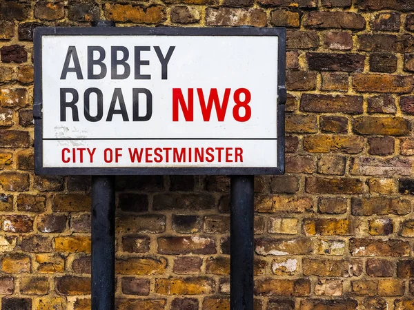 Abbey Road sign in London, hdr — Stock Photo, Image