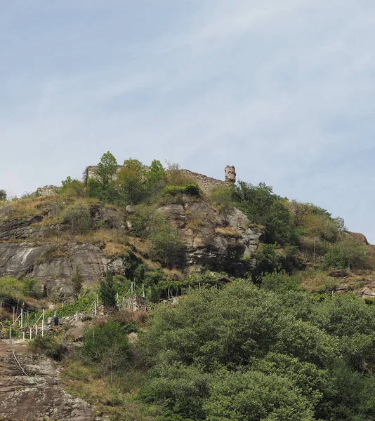 Pont Saint Martin için yapılan kale Harabeleri