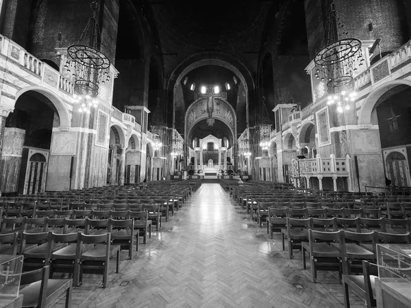 Westminsterská katedrála v Londýně černé a bílé — Stock fotografie