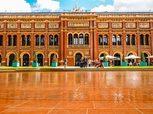 Victoria and Albert Museum w Londynie, hdr — Zdjęcie stockowe