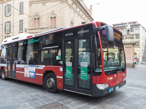 Autobus a Bologna — Foto Stock