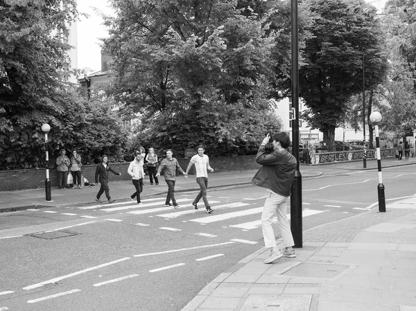 Abbey Road geçiş Londra siyah ve beyaz