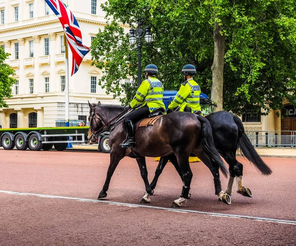 Londra'da, hdr atlı polis — Stok fotoğraf