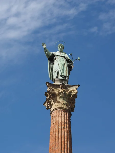 San Domenico στήλη σε Μπολόνια — Φωτογραφία Αρχείου