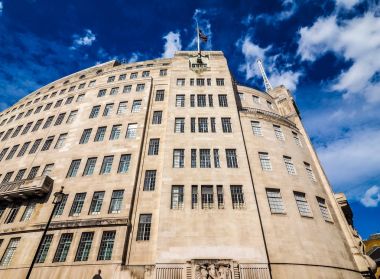 Londra'da, hdr BBC yayın evleri