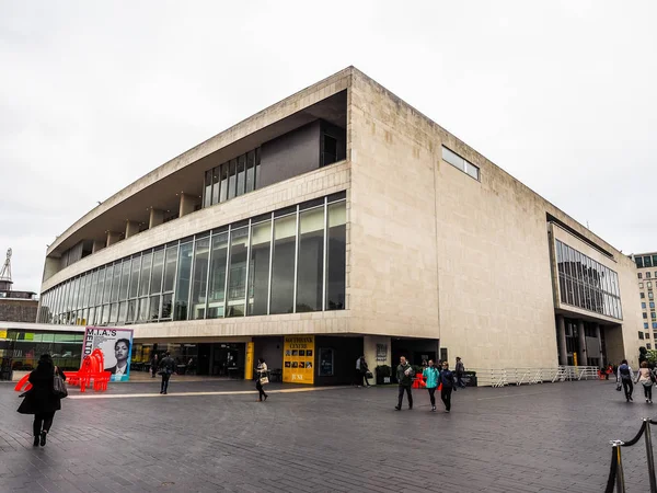 Royal Festival Hall в Лондоні, hdr — стокове фото