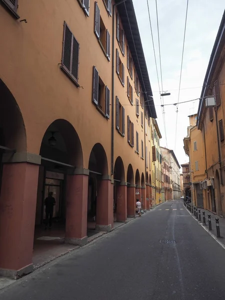 Bologna eski şehir merkezinin görünümü — Stok fotoğraf