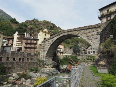 Roma köprü Pont Saint Martin