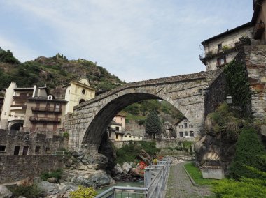 Roma köprü Pont Saint Martin