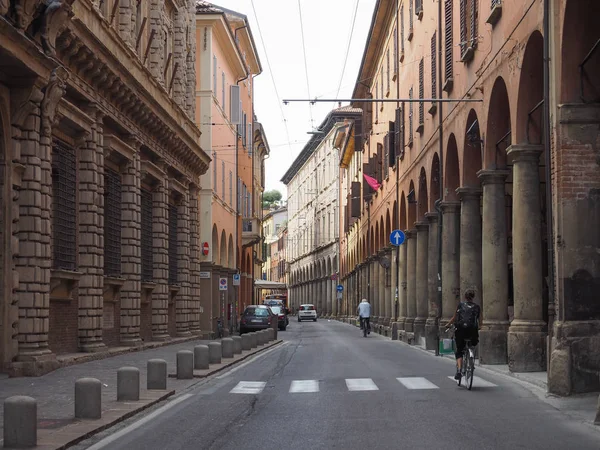 Bologna eski şehir merkezinin görünümü — Stok fotoğraf