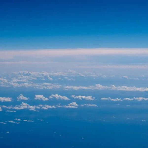 Cielo con nuvole di sfondo — Foto Stock