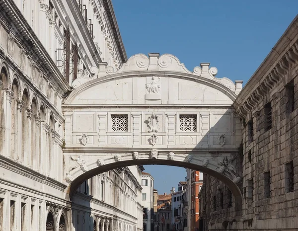 Puente de suspiros en Venecia — Foto de Stock