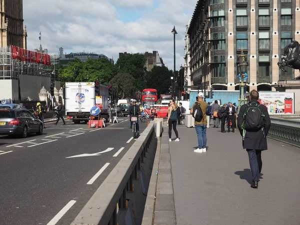 Barriere di sicurezza antiterrorismo a Londra — Foto Stock