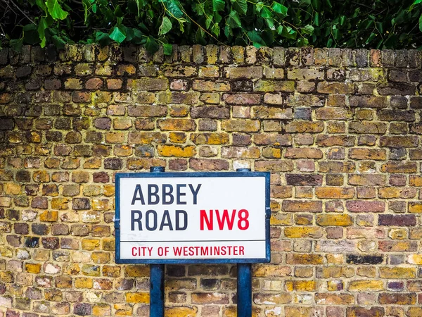 Знак Эбби-роуд в Лондоне — стоковое фото