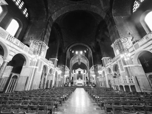 Westminster Cathedral i London svart och vitt — Stockfoto