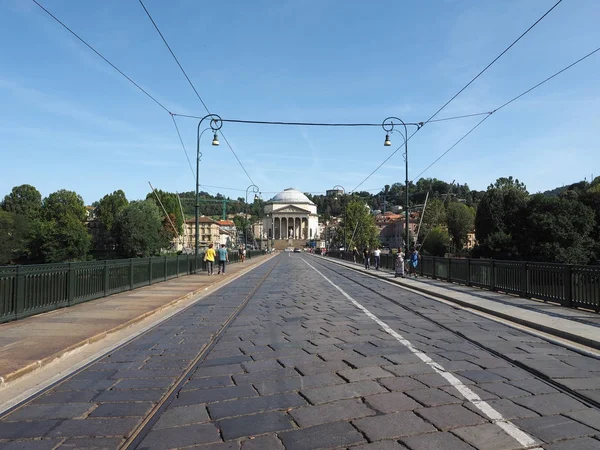 Puente de Ponte Vittorio e iglesia Gran Madre en Turín —  Fotos de Stock