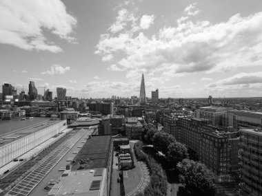 Londra şehir manzarası siyah ve beyaz