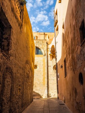 Cagliari (hdr Casteddu (kale Mahallesi anlamına gelir))