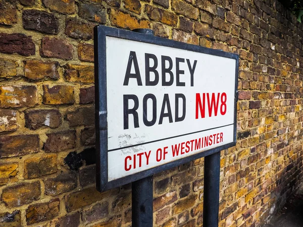 Značka Abbey Road v Londýně, hdr — Stock fotografie