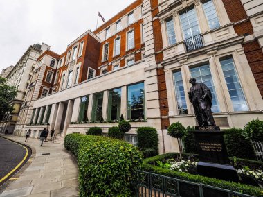 Faraday anıt Savoy yerde Londra, hdr