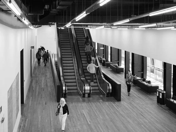 Tate Modern en Londres blanco y negro —  Fotos de Stock