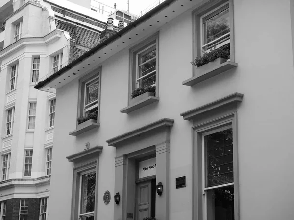 修道院路演播室在伦敦黑白 — 图库照片