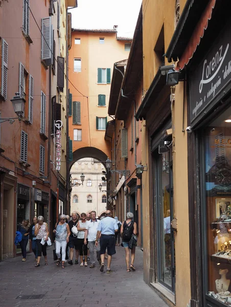 People in Bologna city centre — Stock Photo, Image