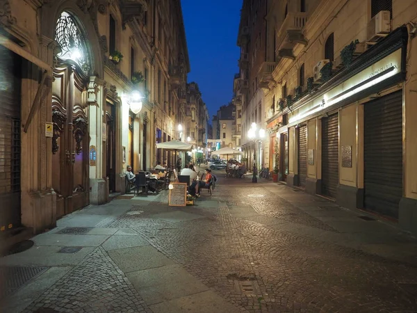 Życie nocne w centrum miasta Turyn — Zdjęcie stockowe