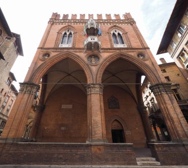 Palazzo della Mercanzia ticaret odası Bologna