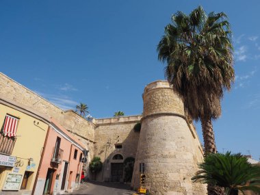 Cagliari (kale Mahallesi anlamına gelir) Casteddu